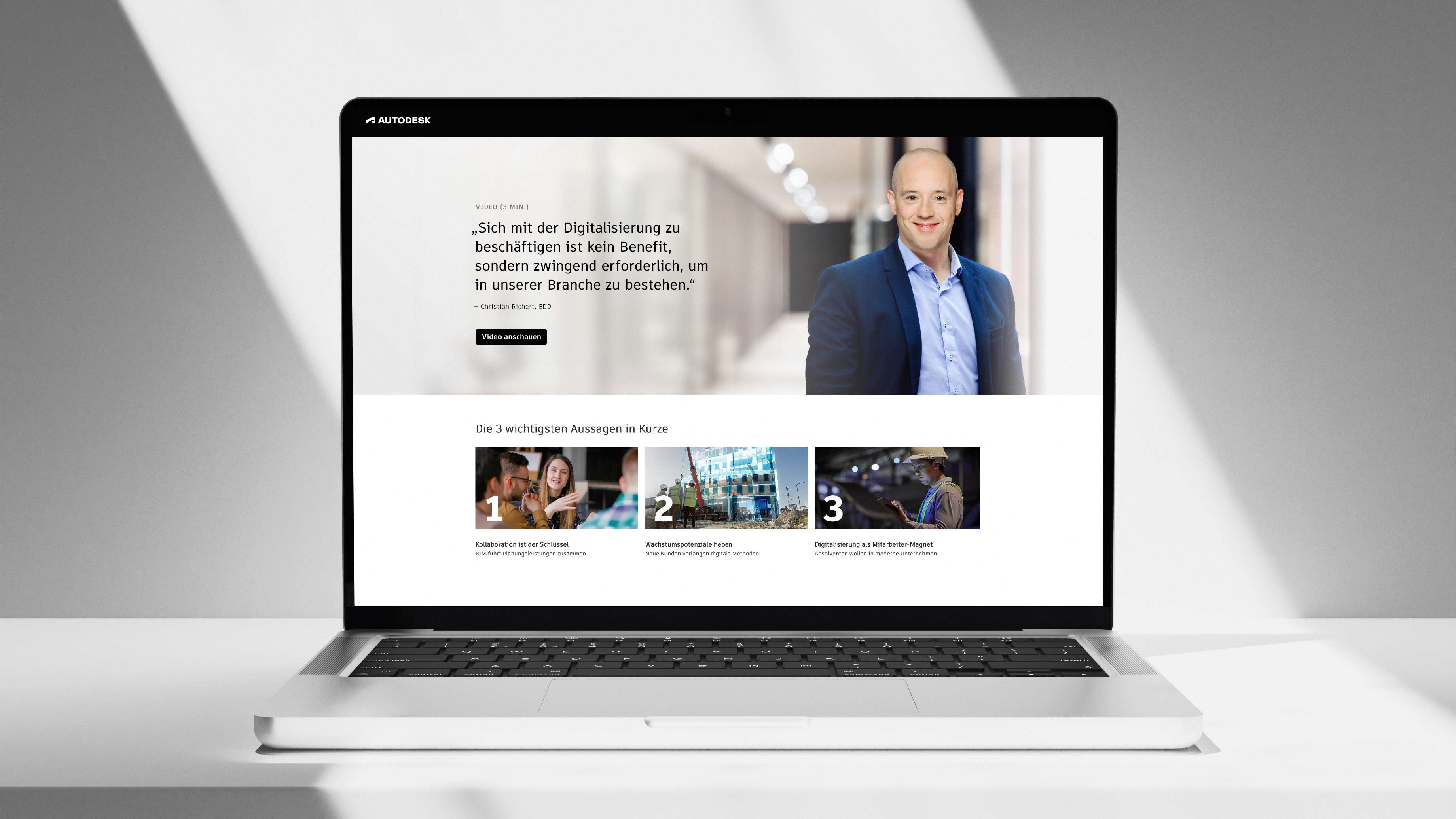 Mockup von der Website zur Thought Leader Kampagne in einem Macbook auf einem weißen Tisch: Zitat und 3 wichtigste Kernaussagen im Überblick
