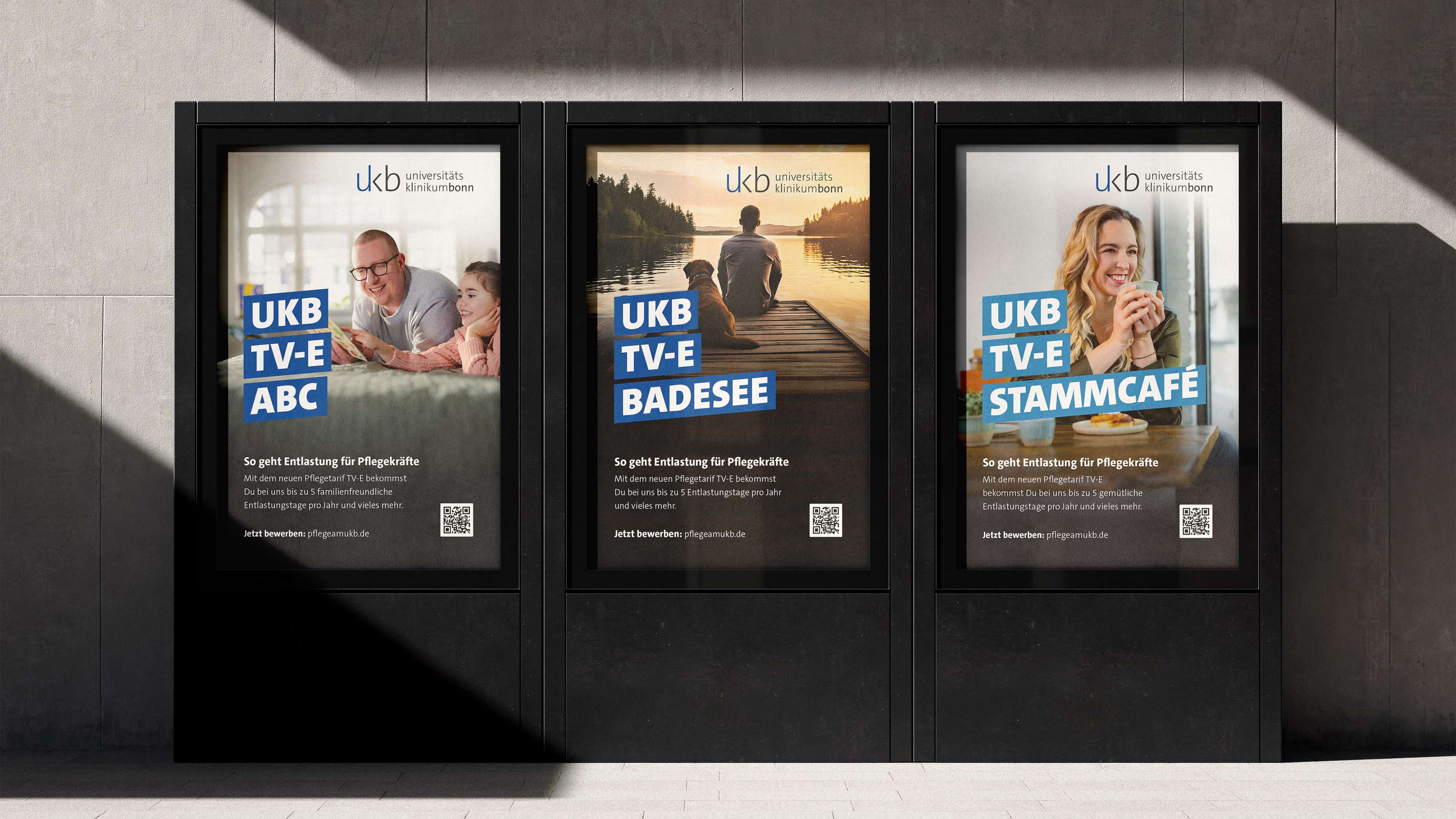 Mockup von 3 Citylights der Personalkampagne mit den Motiven „UKB, TV-E, ABC“, „UKB, TV-E, Badesee“ und „UKB, TV-E, Stammcafé“